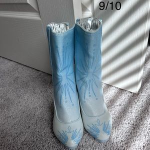 Girls Frozen boots